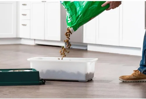 Vista 3 de IRIS Remington - Comedero elevado mediano de 13 libras/12 cuartos de galón con recipiente hermético de almacenamiento de alimentos para mascotas