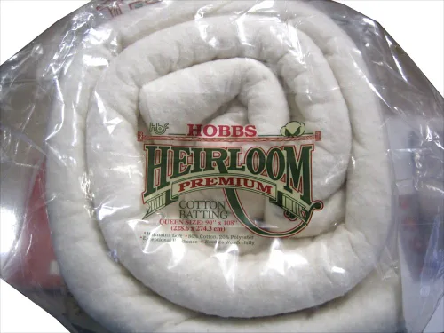 Vista 3 de Hobbs Guata de Herencia Familiar 80%/20% Algodón/Poliéster Tamaño Queen: 90" x 108" Relleno para Edredón