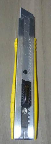 Vista 4 de Gris niebla PVC encolado de cantos 2-1/2 "x 120" pulgadas sin adhesivo 2.5