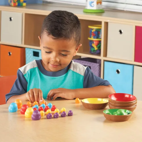 Vista 4 de Learning Resources Birds in a Nest - Juego de clasificación de 36 piezas, a partir de 3 años, juguetes de aprendizaje para niños pequeños, juguetes