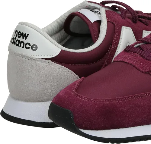 Vista 3 de New Balance Tenis unisex para adultos 420v2