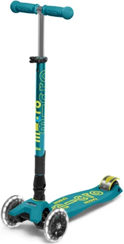 Vista 18 de Micro Kickboard – Maxi Deluxe plegable LED – Triciclo, inclinarse para dirigir, plegable para llevar – Micro patinete suizo diseñado para niños