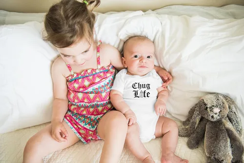 Vista 19 de AW Fashions Chug Life - Body para bebé divertido, lindo y cómodo - Ropa de moda para recién nacidos