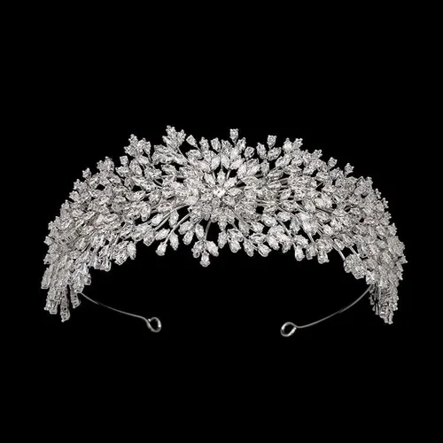 Hair Jewelry Crown Tiaras for Women Tiaras and Crowns Retro Luxury Design Wedding Accessories Bridal Hair Party Prom (Color White, Size White Gold)
