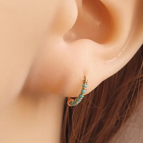 Vista 5 de Creations - Par de aretes de aro hechos a mano con cuentas de cartílago pequeño de 0.394 pulgadas, plata de ley 925, cuentas de color blanco, aros
