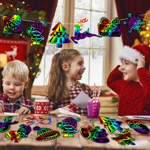Vista 7 de Max Fun Manualidades de Navidad para niños, 96 piezas de adornos de arco iris mágico, tarjetas para raspar de papel, suministros de arte