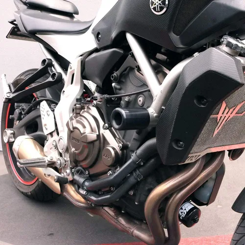 Shogun Motorsports 750-6419 Deslizadores para marco sin cortes color negro Yamaha FZ07 (15-17)