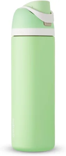 Owala Star Wars FreeSip - Botella de agua aislada de acero inoxidable con popote para deportes y viajes, sin BPA, 24 onzas, más fuerte de lo que Más