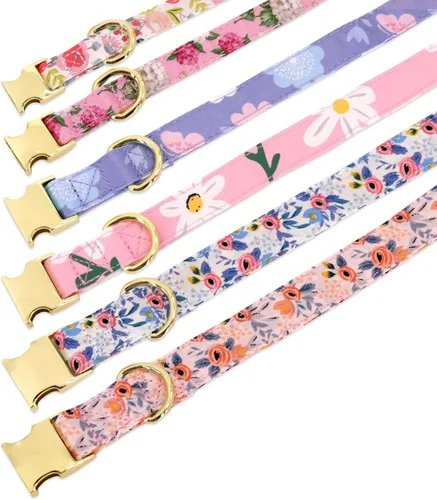 Vista 3 de Beirui Lindo juego de collar y correa para perras hembras, collar floral de perro con flor para perros pequeños, medianos y grandes, cachorros, XS