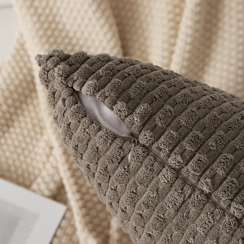Vista 123 de Kevin Textile - Juego de 2 fundas de almohada decorativas de pana suave, estilo bohemio, a rayas, decoración del hogar para sofá, cama, sofá y sala