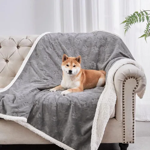 Vista 27 de Qeils - Mantas para mascotas para gatos - Manta impermeable para gatos lavable - Manta de vellón Sherpa para cachorros, protector reversible