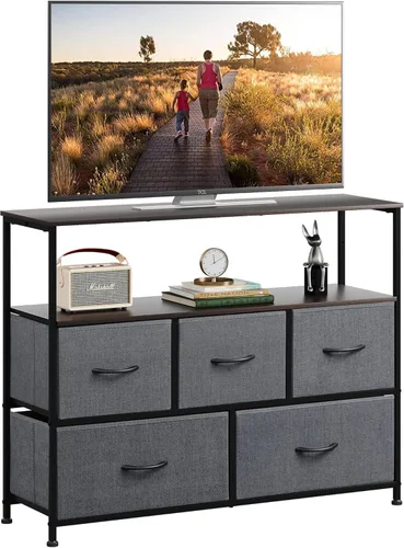 Vista 17 de WLIVE Cómoda LED negra para dormitorio, cómoda alta de madera con 4 cajones y estante abierto, cómoda con toma de corriente para sala de estar