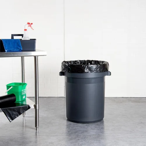 Vista 4 de Restaurantware RW Clean - Bolsas de basura de 45 galones, 100 forros para cubos de basura de alta resistencia, se adaptan a botes de basura de 40 a