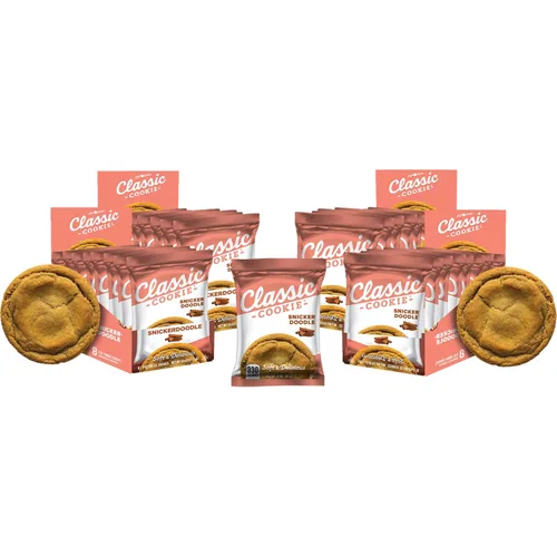 Vista 29 de Galletas Classic Cookie suaves horneadas con relleno de crema y galleta, hechas con chips de crema blanca Hershey's® Premier, 2 cajas, 16 galletas