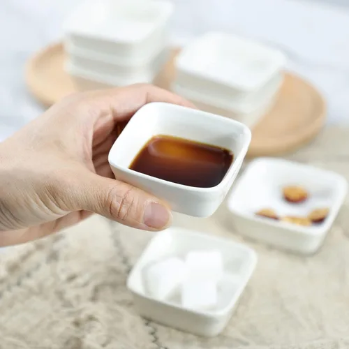 Vista 7 de SOCOSY - Plato cuadrado multiusos de cerámica para salsa, platos de condimento, tazón para sushi, platos de aperitivo, plato para servir, platillos