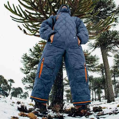 Vista 6 de Selk'bag SWYTCH Pro Wearable Sleeping Bag & Jacket 2-in-1 Convertible Suit, Extra Insulated, Water-Resistant, 20°F for Winter Camping, Snow Trips