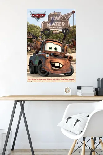 Vista 4 de Trends International Disney Pixar Cars - Póster de pared Mater, 22.375 x 34 pulgadas, versión premium sin marco