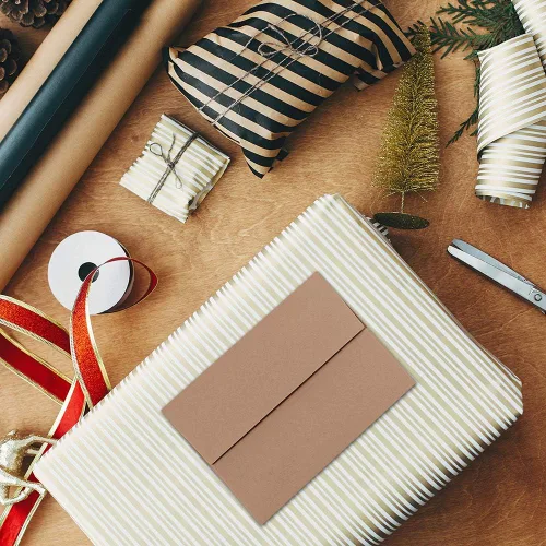 Vista 5 de 150 sobres de invitación A2 a granel en papel kraft marrón autoadhesivo de 4 3/8 x 5 3/4, sobres de devolución RSVP, 100 libras. Papel