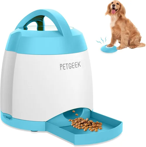 Vista 8 de PETGEEK Dispensador de golosinas para perros con botón, alimentador automático para perros con control remoto y doble fuente de alimentación, Azul