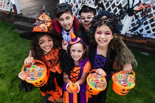 Vista 7 de Fruidles Caramelos de paletas de tatuaje de Halloween, paquete variado, rellenos de bolsas de fiesta, envueltos individualmente (2 libras)