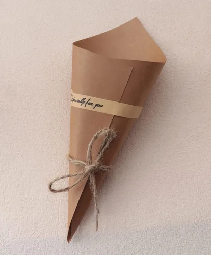 Vista 3 de Ramo de conos de confeti de papel kraft, 24 unidades, pequeños accesorios de flores secas de papel retro para bricolaje, embalaje de flores, boda