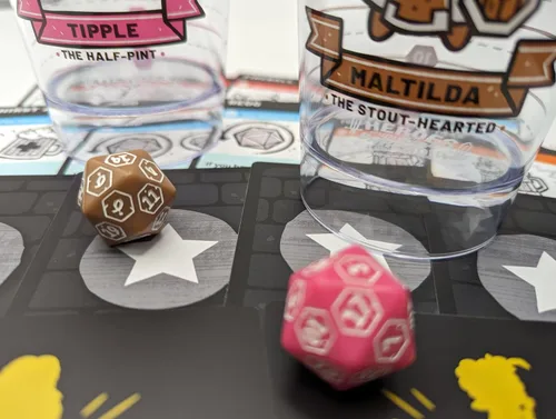 Vista 3 de Expansión Rollacrit Party Pack - 2 nuevos héroes se unen a la aventura del juego de fantasía