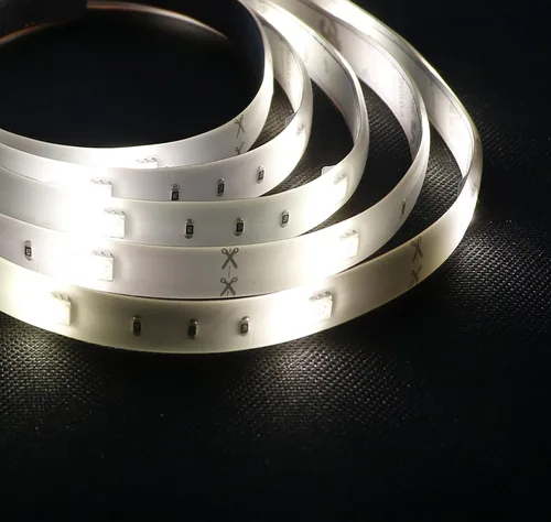 Vista 7 de GE Cinta LED que cambia de color con control remoto, no requiere aplicación o Wi-Fi, 12 pulgadas (paquete de 4)