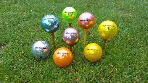 Vista 3 de Chromax Pelotas de golf metálicas de colores M5 (paquete de 6)