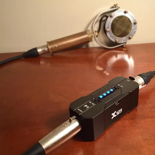 Vista 4 de Xvive Fuente de alimentación P1 Phantom para preamplificador de micrófono, micrófonos de condensador, micrófono de escopeta, con cable XLR