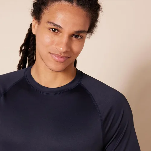 Vista 3 de Tienda Essentials Camiseta de natación de manga corta y secado rápido UPF 50 para hombre