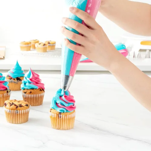 Vista 6 de Restaurantware Pastry Tek - Bolsas de glaseado bicolor de 17.7 x 9.5 pulgadas, 100 bolsas gruesas multicolores, sostenibles para glaseado y crema