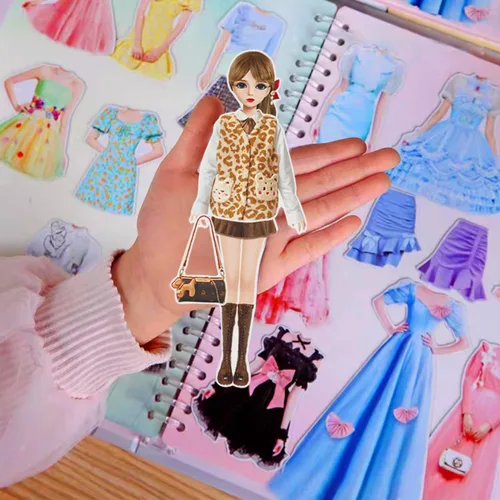 Vista 3 de Muñecas de vestir magnéticas, kits de disfraces de muñecas magnéticas, muñecas de papel magnéticas, juego de simulación para niñas de 4 años