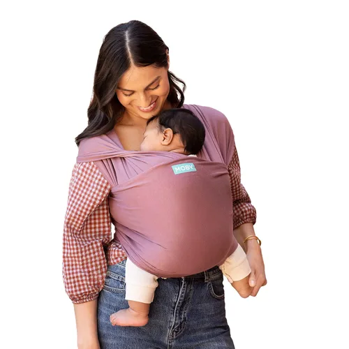 Vista 18 de Porta bebé Moby Baby Wrap Evolution de Petunia Pickle Bottom para recién nacidos a niños pequeños (8-15kg), porta bebé tipo cabestrillo, diseño