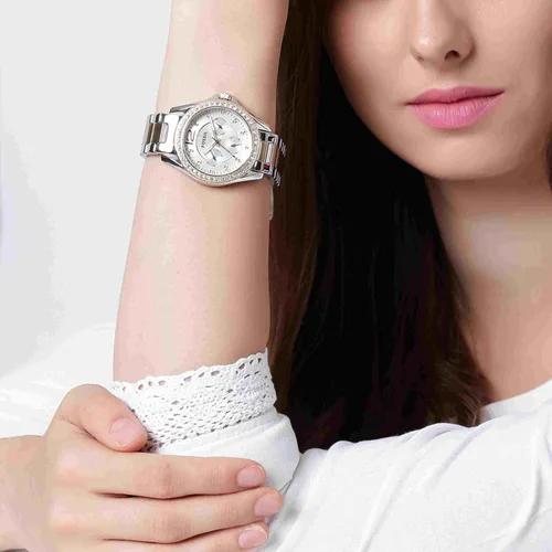 Vista 2 de Fossil Riley Women's Watch with Crystal Accents and Stainless Steel Bracelet Band