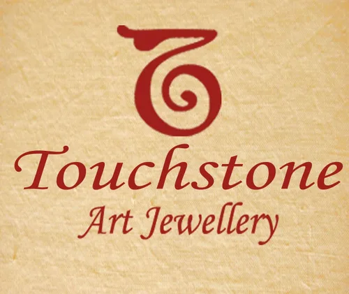 Vista 6 de Touchstone Bolsa tradicional india bordada a mano para regalos de compras, joyería de boda, perlas de imitación, cuerda con cordón para mujer.