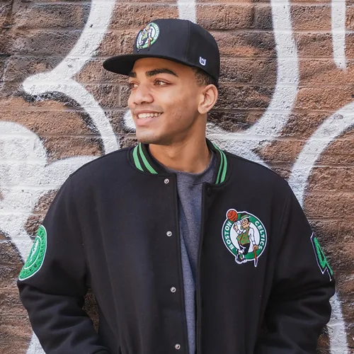 Vista 5 de Ultra Game Gorra de béisbol negra Ultimate oficial de sarga con broche a presión de la NBA para hombres