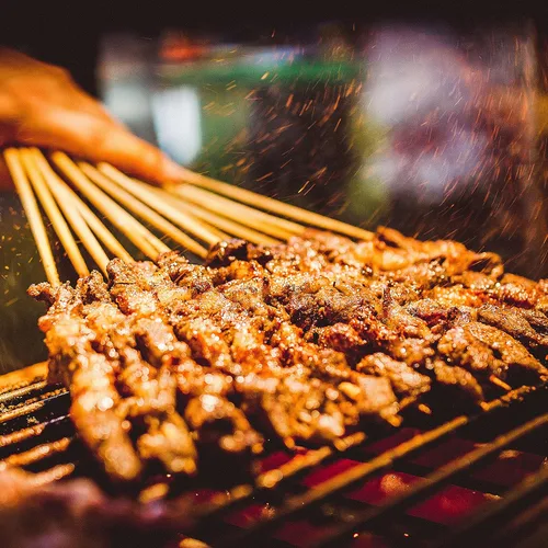 Vista 3 de Pinchos de bambú natural, 100 palitos de barbacoa de 8 pulgadas para aperitivo, fruta, cóctel, kabob, fuente de chocolate, parrilla, barbacoa