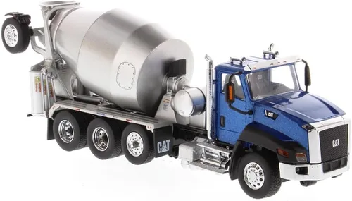 Vista 2 de Tractor de cabina de día Caterpillar CT660 de 1:50 1:50 con mezclador de hormigón McNeilus de metal - Diecast Masters 85664 Transport Series