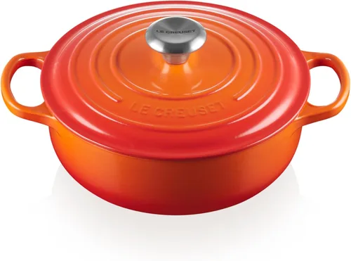 Vista 10 de Le Creuset Signature Sauteuse de hierro fundido esmaltado. 3-1/2-Cuarto de galón, Alcachofa