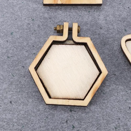 Vista 3 de FOMIYES Mini aro de bordado, mini anillo de madera redondo de punto de cruz, mini anillo de bordado para bricolaje, manualidades, collar, joyería
