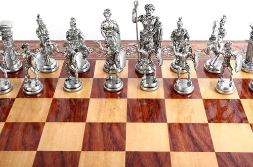 Vista 5 de Metal Chess Set for Adult Historical Antique Copper Rome Figures Handmade Pieces and Natural Solid Wooden Chess Board with Original Pearl Around