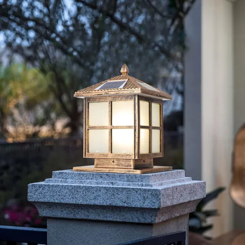 Vista 7 de E26 Luces solares para postes al aire libre IP65 Luz de pilar de vidrio impermeable Luz de columna LED cuadrada al aire libre Villa Patio Valla