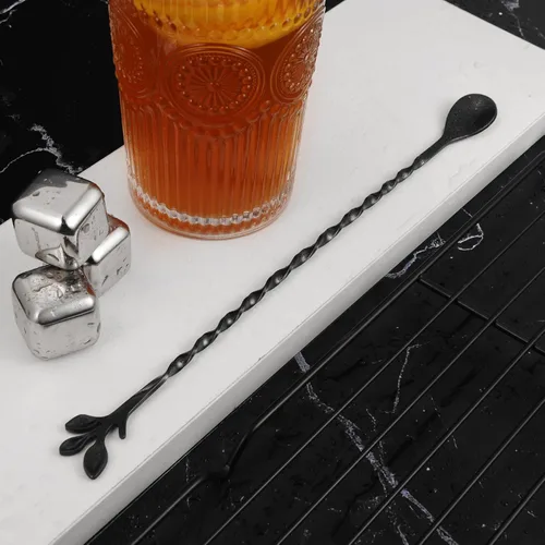 Vista 3 de AnSaw - Cuchara de cóctel de acero inoxidable de 10 pulgadas con mango de hoja, negra - Perfecta para mezclar y estratificar bebidas en vasos altos