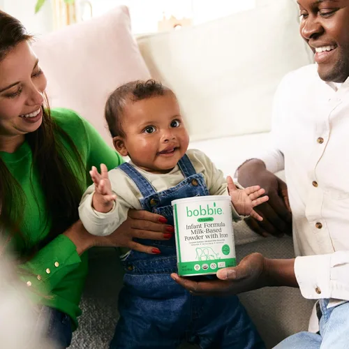 Vista 6 de Bobbie Fórmula orgánica para bebés, polvo a base de leche con hierro, DHA y vitamina D, modelado después de la leche materna, fórmula orgánica