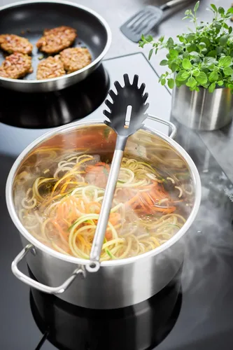 Vista 2 de Rösle Basics Line - Servidor de espagueti con mango de acero inoxidable de 12 pulgadas