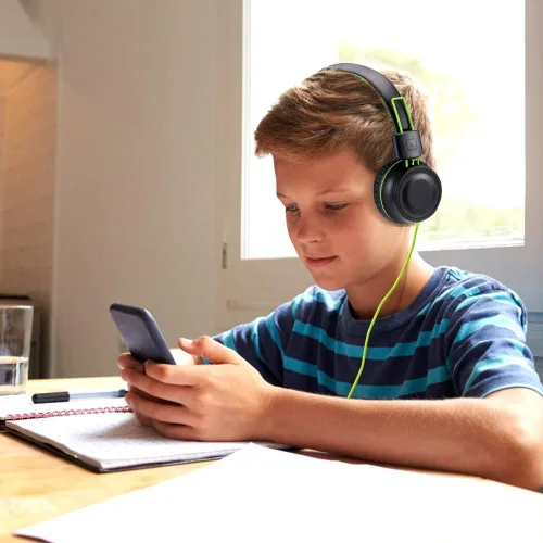 Vista 6 de POWMEE M2 - Auriculares con cable para niños, plegables, ajustables, estéreo, sin enredos, cable jack de 3,5 mm, para niños y niñas, adolescentes