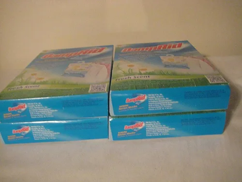 Vista 2 de Damp Rid - Bolsa absorbente de humedad colgante con aroma fresco, 14 onzas (paquete de 4)