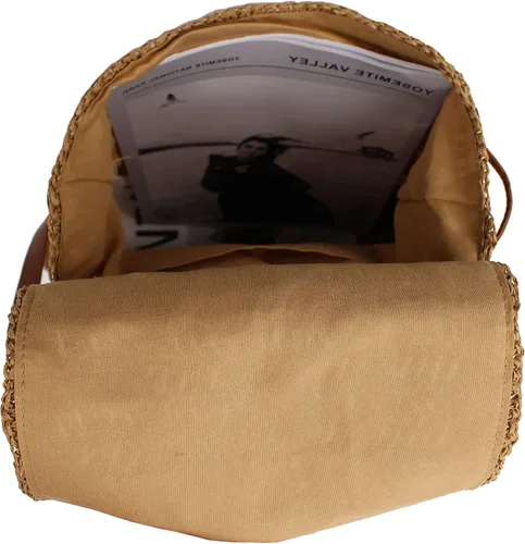 Vista 4 de Monique Mochila tejida hecha a mano de paja mediana para mujer, con solapa, con cordón, bolsa de playa, Marrón, Mochilas Daypack