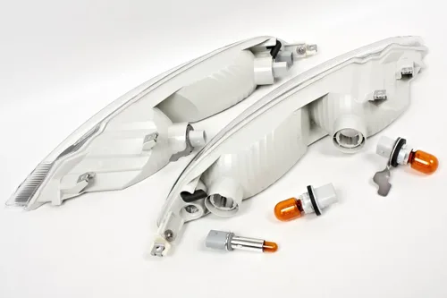 Vista 2 de BMW Serie 6 E63 E64 Alpina 2004-2007 Luces de esquina Señales de giro LH+RH Par OEM