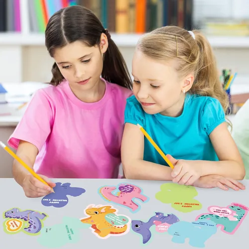 Vista 15 de H1vojoxo 40 cajas de dinosaurios para el día de San Valentín para niños, tarjetas del día de San Valentín y buzón para intercambio de clases